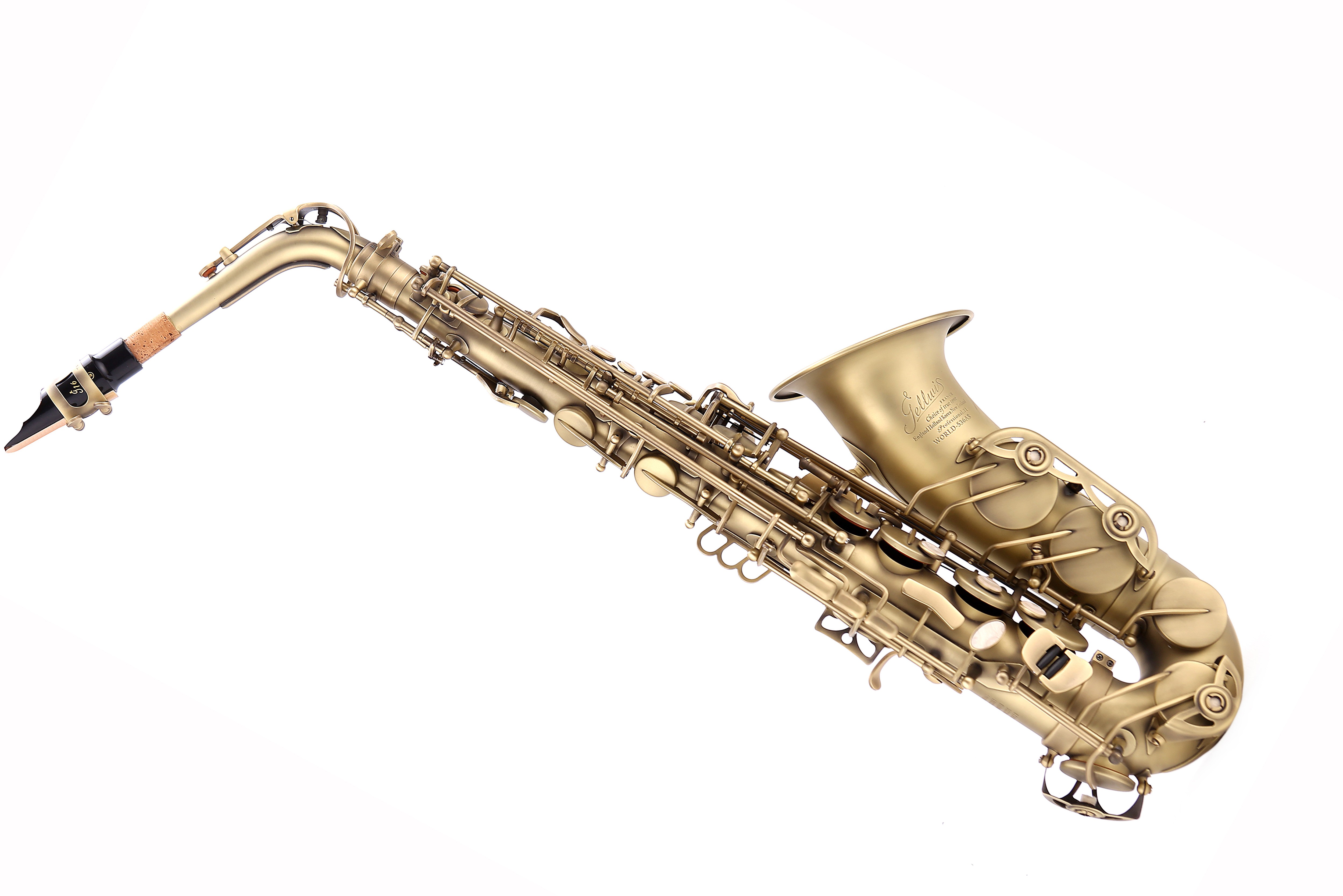 初學(xué)薩克斯.jpg 初學(xué)薩克斯.jpg