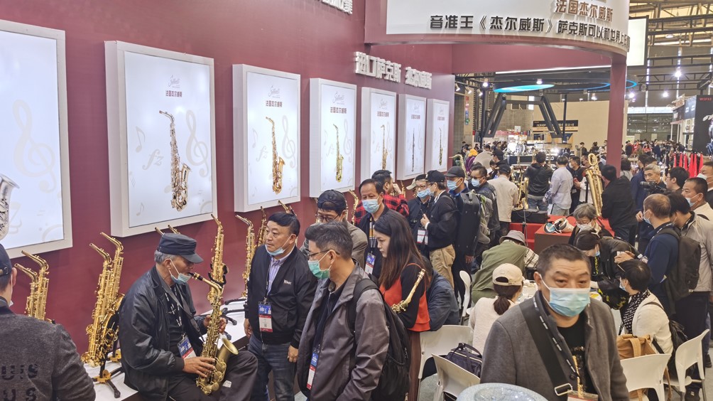 1727491454658624.jpg 人員爆滿-(6).jpg